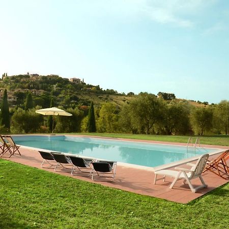 מונטיאנו Agriturismo La Fontaccia מראה חיצוני תמונה