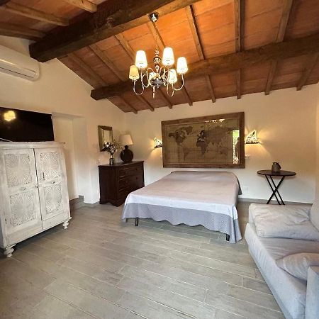 מונטיאנו Agriturismo La Fontaccia מראה חיצוני תמונה