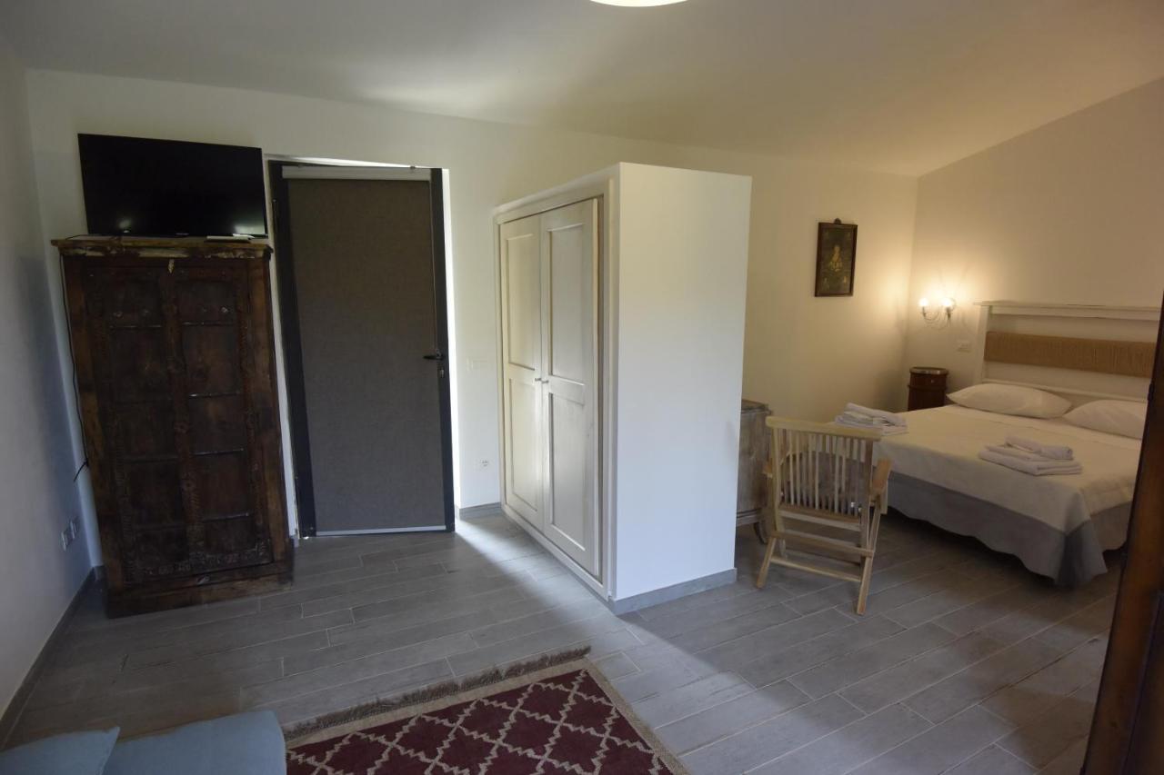 מונטיאנו Agriturismo La Fontaccia מראה חיצוני תמונה
