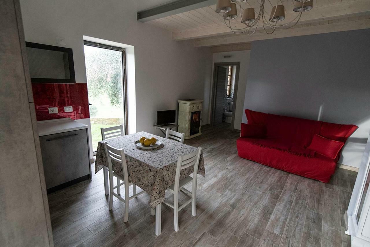 מונטיאנו Agriturismo La Fontaccia מראה חיצוני תמונה
