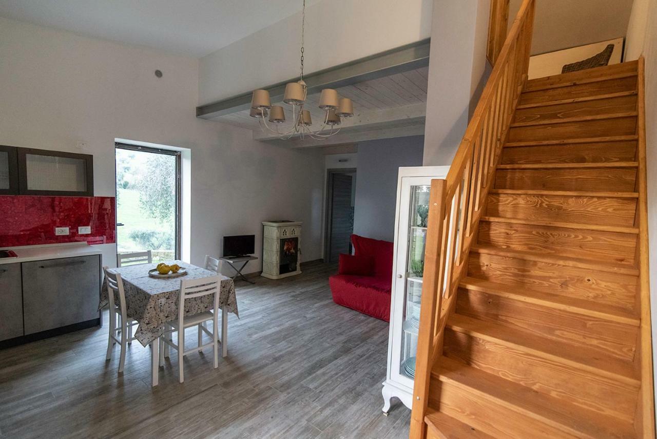 מונטיאנו Agriturismo La Fontaccia מראה חיצוני תמונה